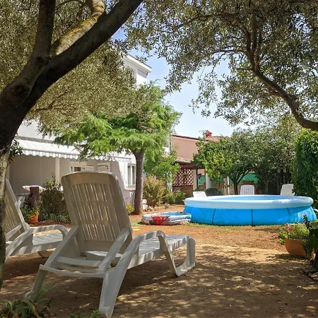 Guest house Triton