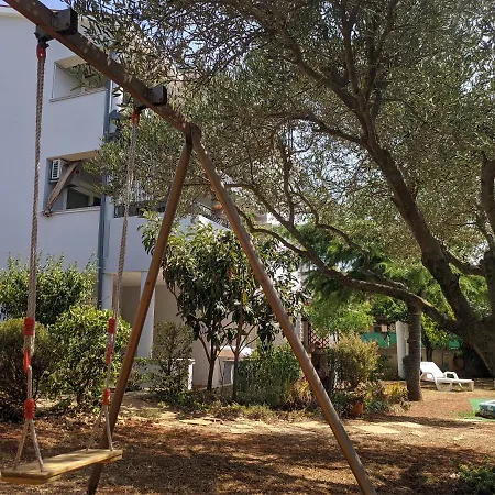 Triton Affittacamere 3*