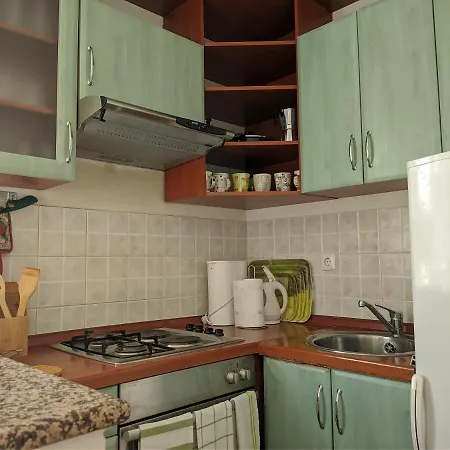 Triton Affittacamere Vinkuran