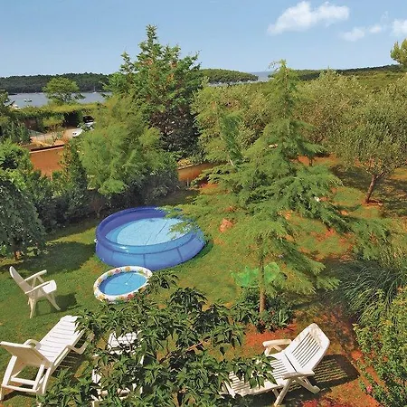 Guest house Triton